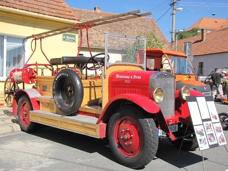 Historická hasičská stříkačka Škoda 125, rok výroby 1927
