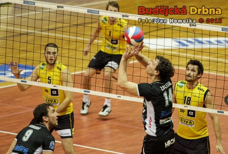 Nahrávající Petr Zapletal