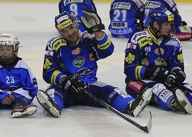 Rozlučka hokejistů Komety Brno