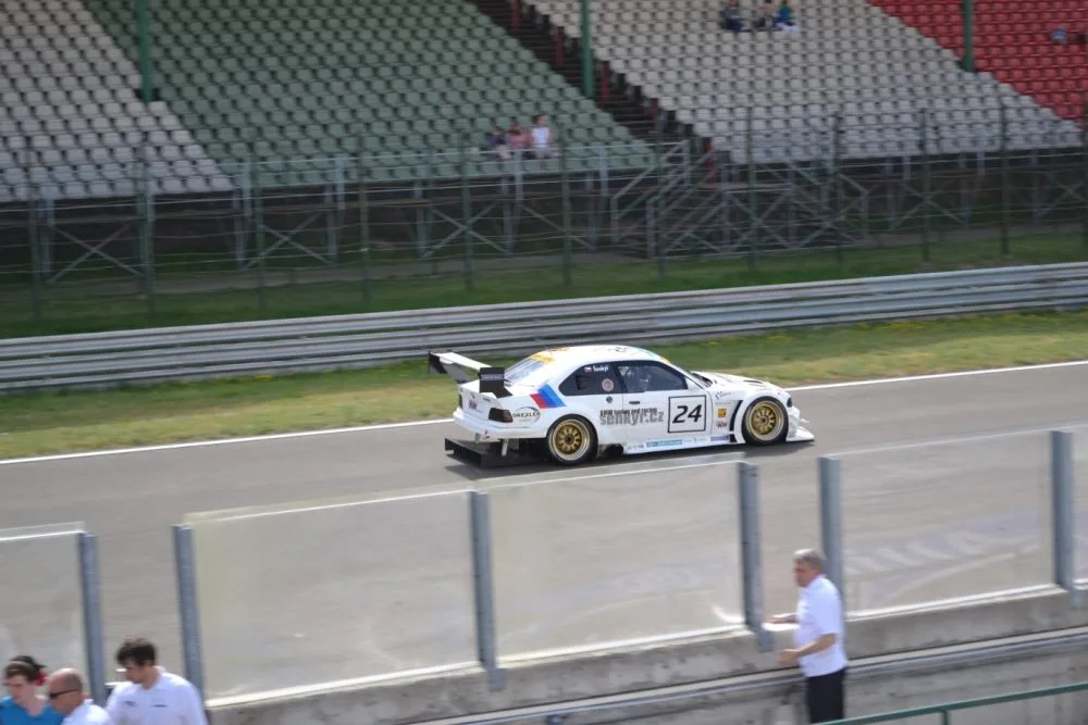 Robert Šenkýř vítězem třídy do 3500ccm