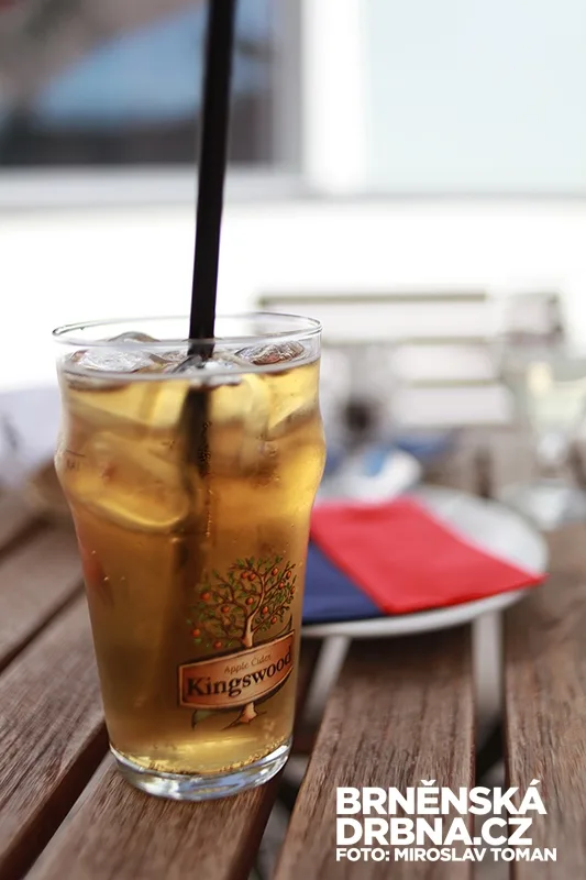 Točení cider Kingswood na ledu
