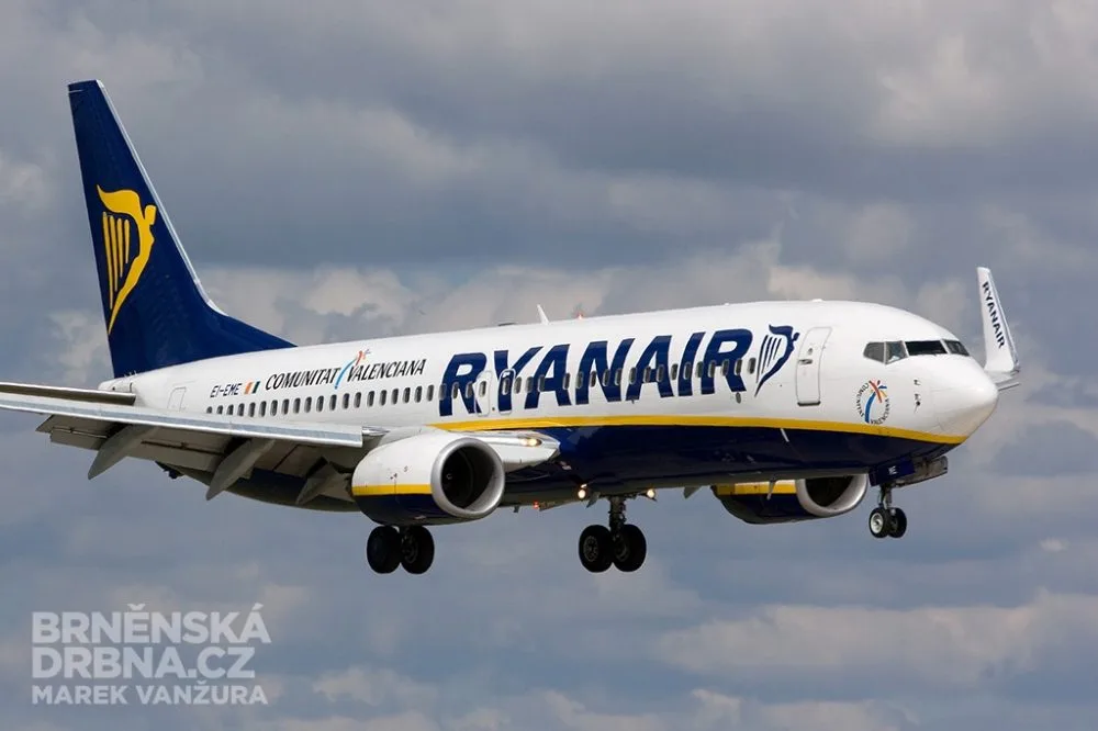 Pravidelný provoz z Brna zajišťuje i společnost Ryanair, foto: Brněnská Drbna, Marek Vanžura