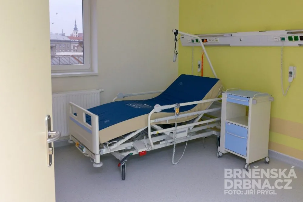 Nová lůžka v brněnské Úrazové nemocnici, foto: Brněnská Drbna, Jiří Prýgl