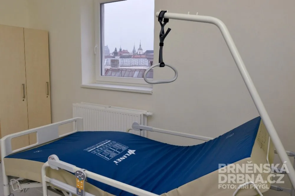 Nová lůžka v brněnské Úrazové nemocnici, foto: Brněnská Drbna, Jiří Prýgl