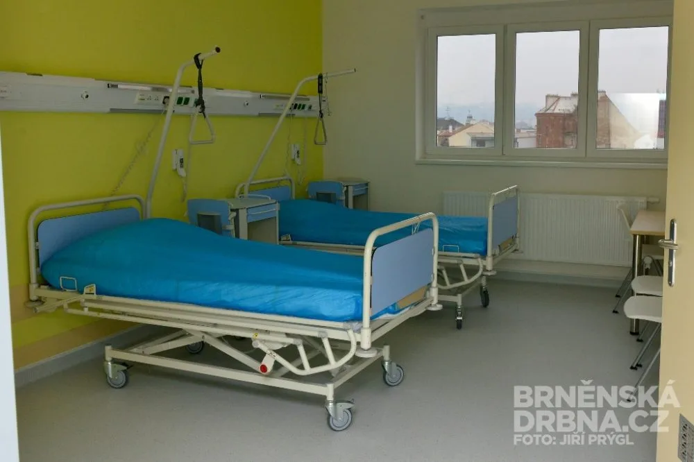 Nová lůžka v brněnské Úrazové nemocnici, foto: Brněnská Drbna, Jiří Prýgl