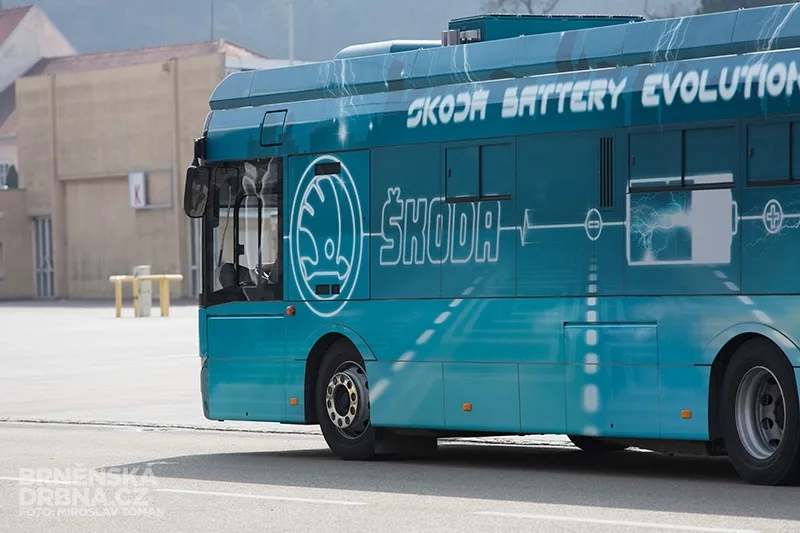Elektrobus Škoda Perun vozil návštěvníky brněnského výstaviště, foto: Brněnská Drbna, Miroslav Toman