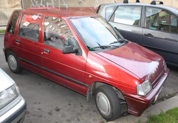 Snímek automobilu, který sloužil pro zvýšení mobility dealera pervitinu. Foto: Policie ČR