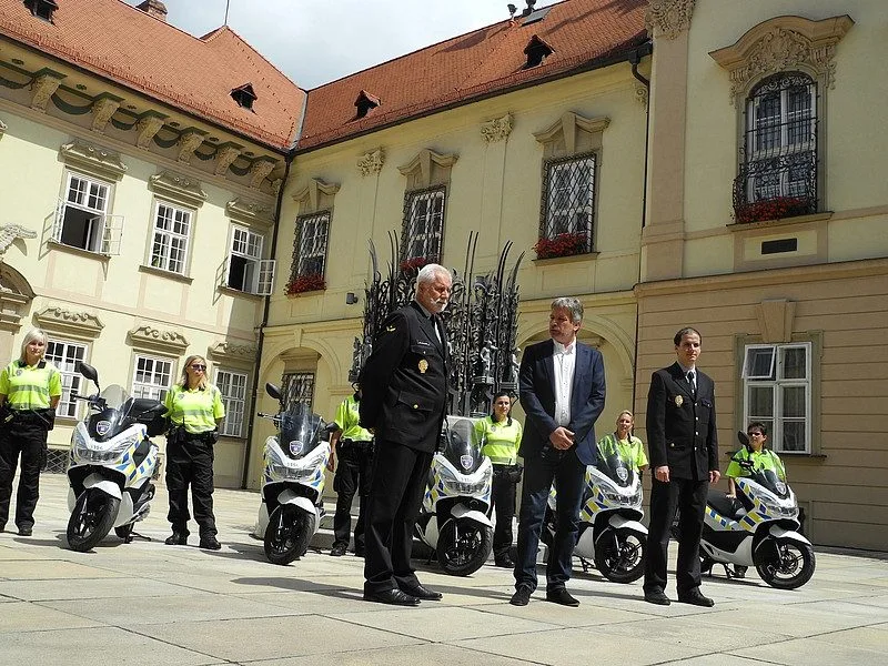 Městská policie si převzala nové skútry, foto: MPB