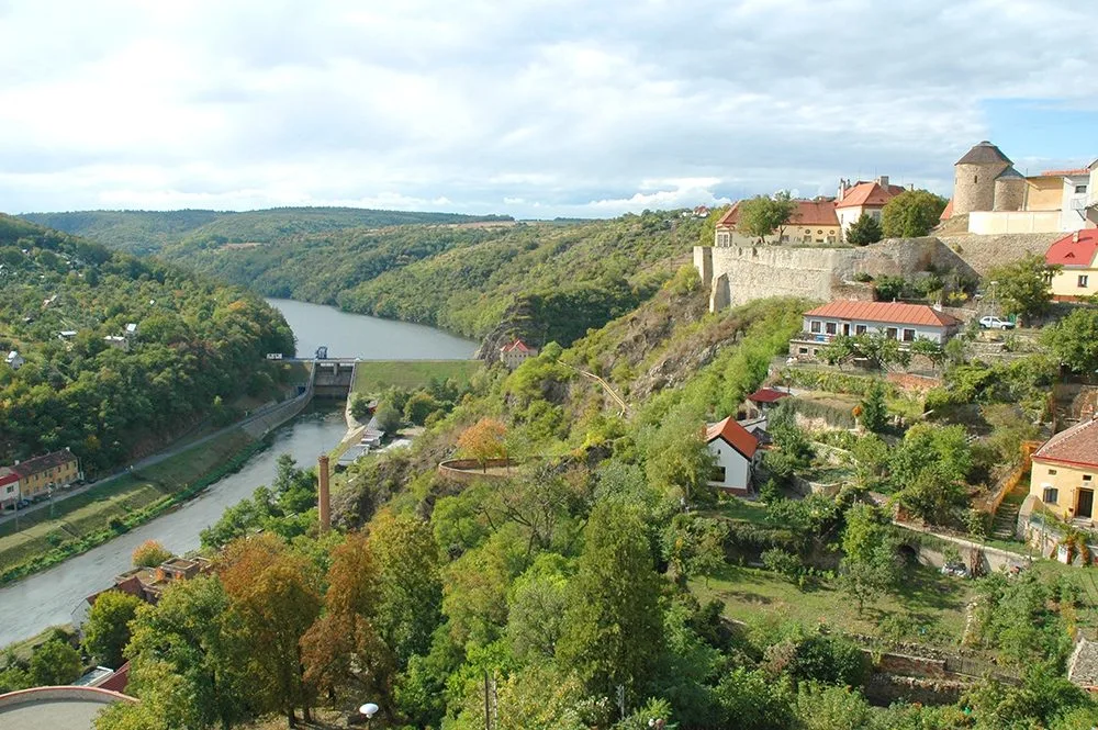 Vodáci se nyní dostanou ze Znojma až k Novým mlýnům pouze s jediným přenášením, foto: znojmocity.cz