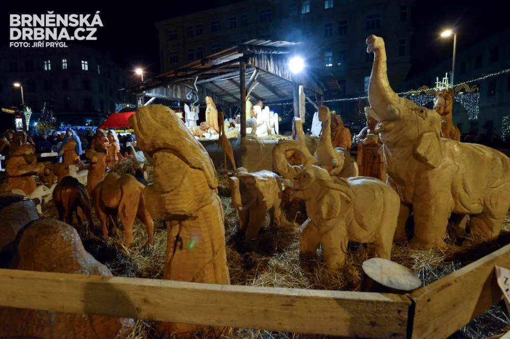 Rozsvícení jedle odstartovalo Brněnské Vánoce, FOTO: Jiří Prýgl, Brněnská Drbna