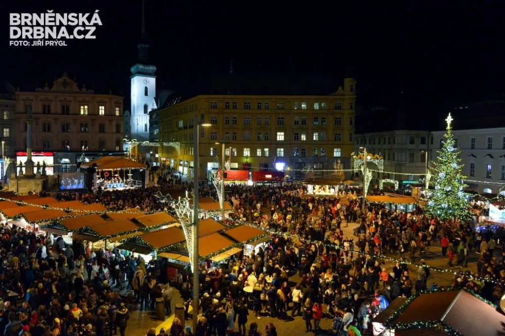 Rozsvícení jedle odstartovalo Brněnské Vánoce, FOTO: Jiří Prýgl, Brněnská Drbna