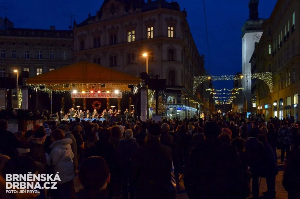 Rozsvícení jedle odstartovalo Brněnské Vánoce, FOTO: Jiří Prýgl, Brněnská Drbna
