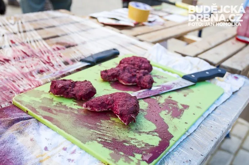 Vegani předstírali prodej psího masa