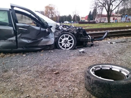 Srážka OV s vlakem