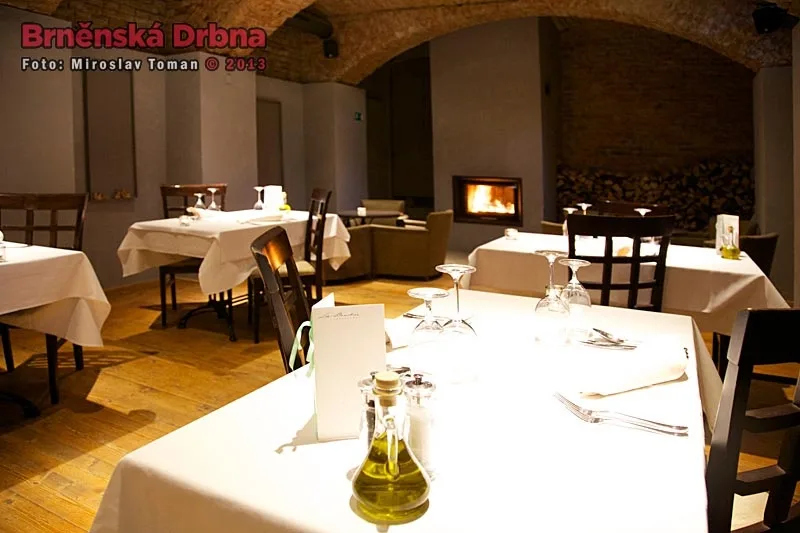 Restaurace