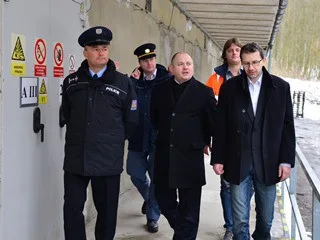 HEJTMAN NAVŠTÍVIL SKLAD PRŮMYSLOVÝCH TRHAVIN V BOHDALICÍCH-PAVLOVICÍCH