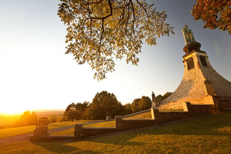 Mohyla míru, foto: www.morava-napoleonska.cz