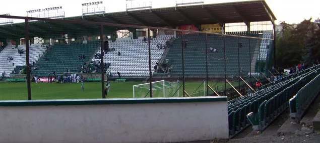 Stadion TJ Bohemians, od Sportovní ulice