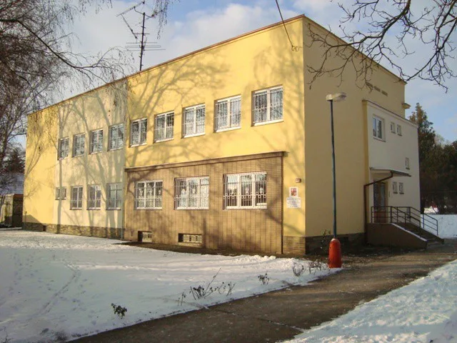 Rosická školka, zdroj: Wiki Wand