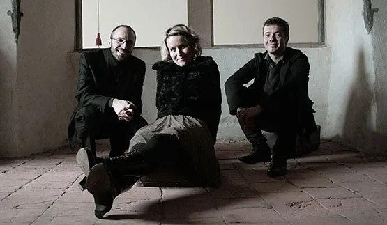 Jitka Šuranká Trio, Zdroj: Indies Scope