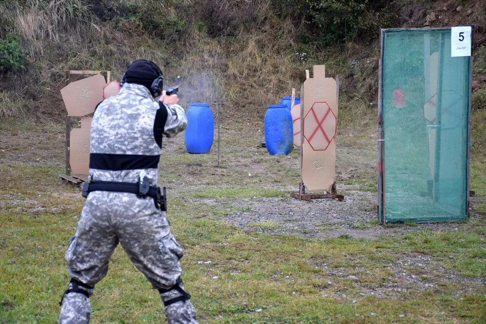 Policejní mistrovství České republiky ve střelbě z krátkých služebních zbraní, zdroj: PČR