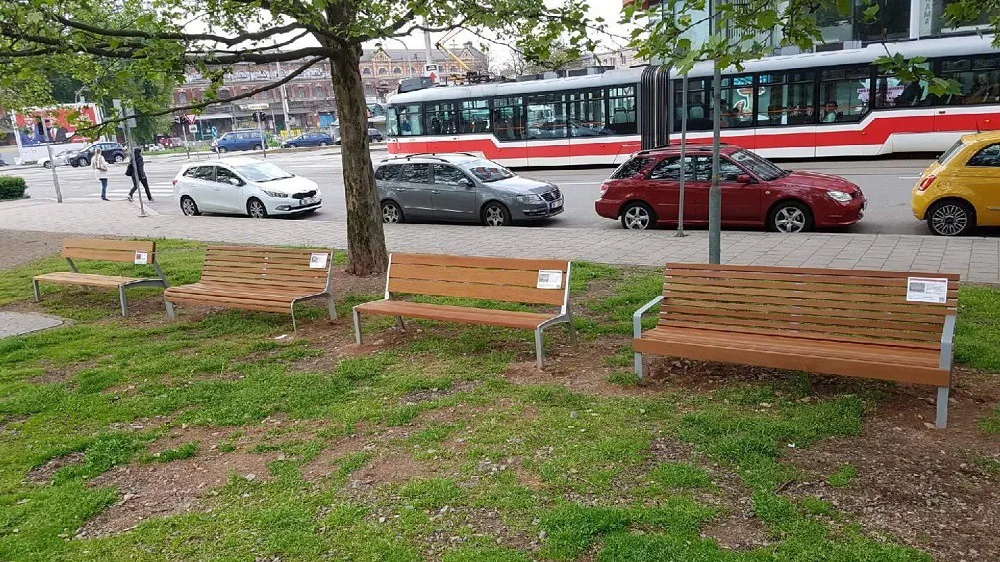 Na soutěžní lavičky si můžete sami sednout a rozhodnout, zdroj: Brno-střed