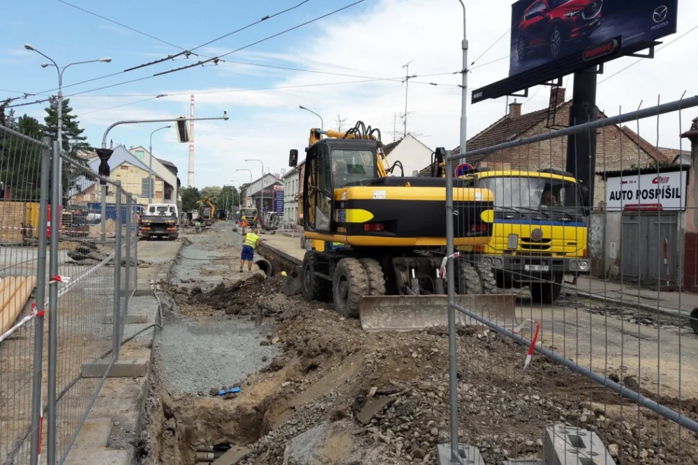 Práce na Provazníkově ulici