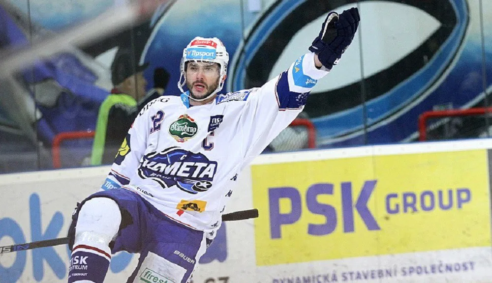 Leoš Čermák opouští led, zdroj: HC Kometa