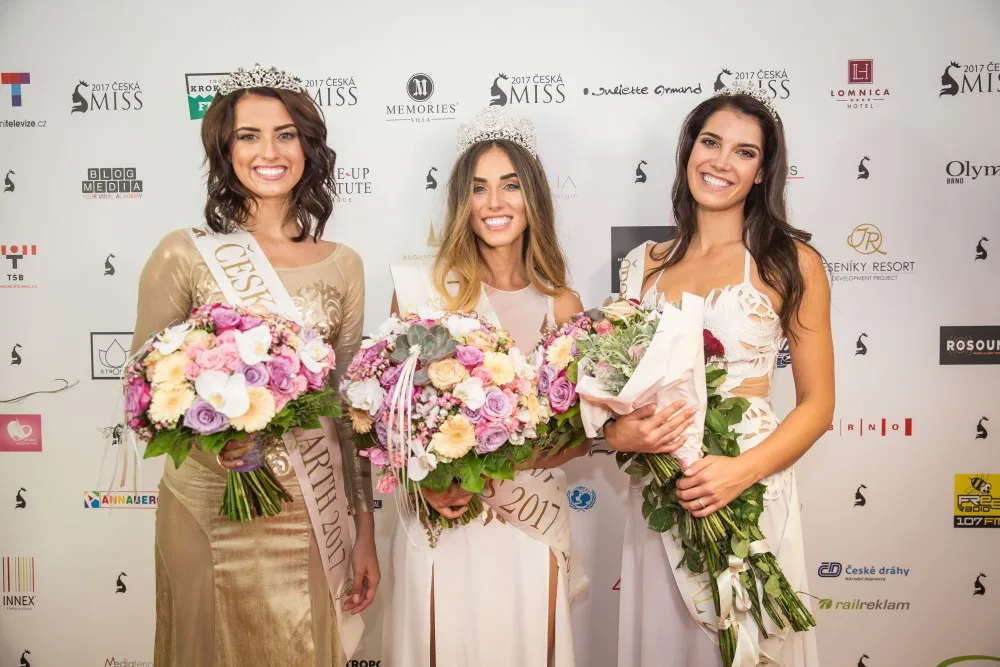 Zleva Iva Uchytilová, Michaela Habáňová a Tereza Vlčková