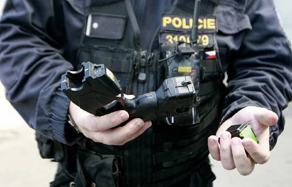 Policejní taser