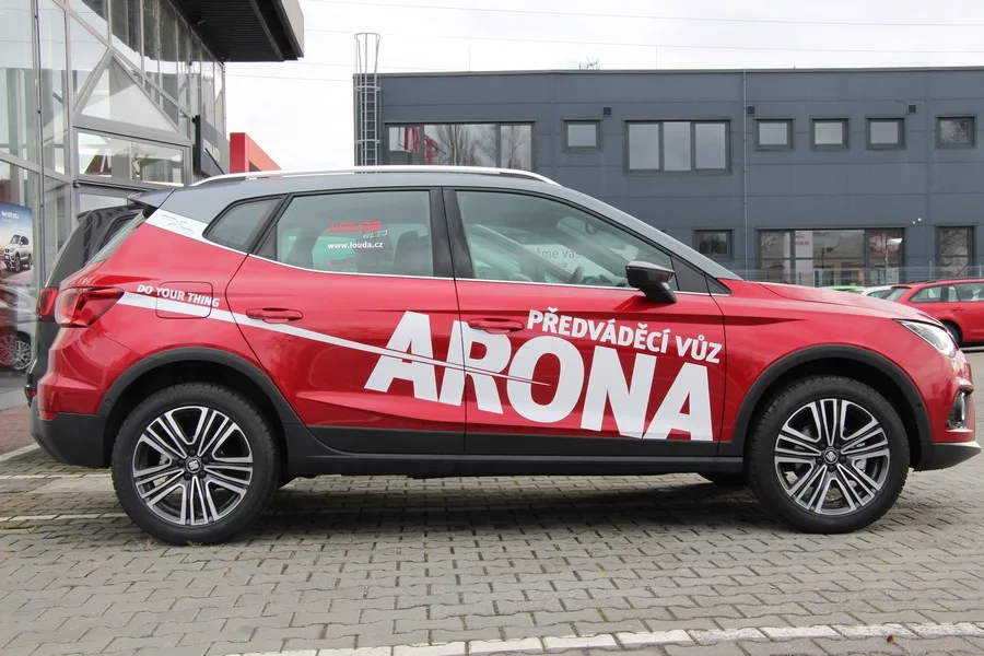 Seat Arona