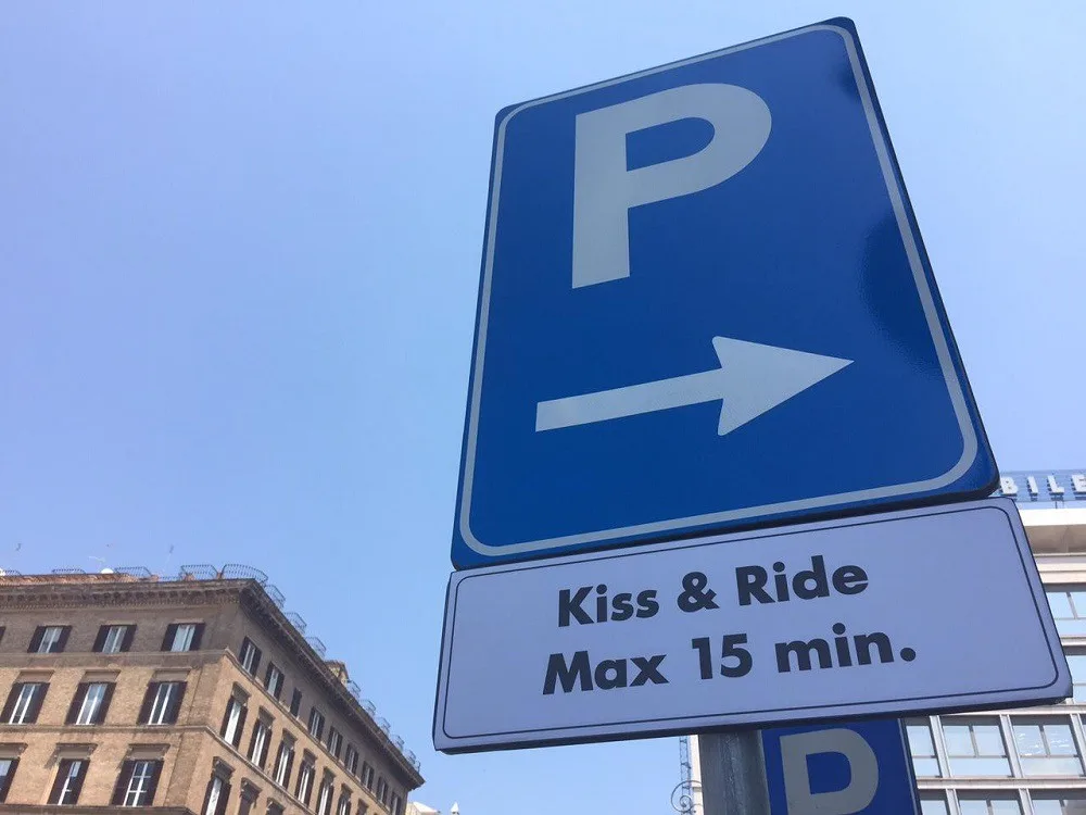Kiss and Ride