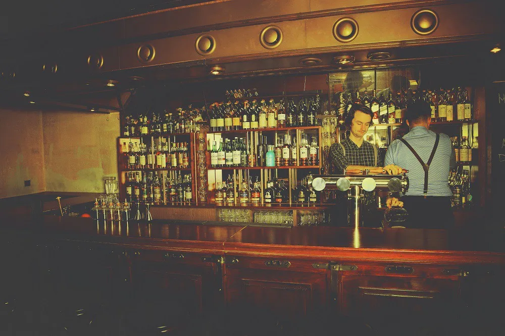 Whiskey Bar, který neexistuje