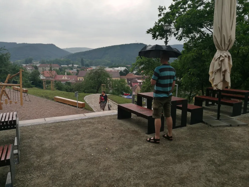 tišnov park2