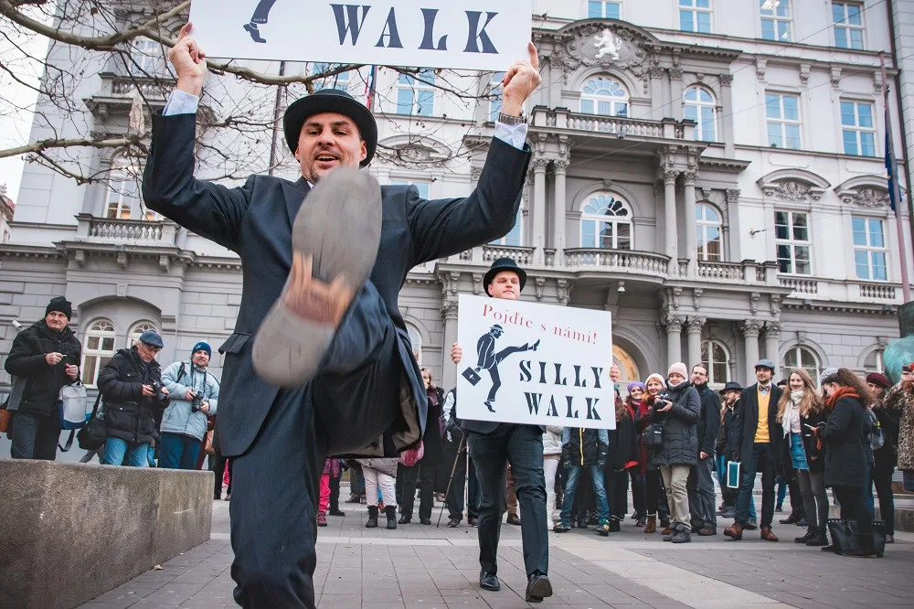 Silly Walk 2019, autor: Lucie Šiprová