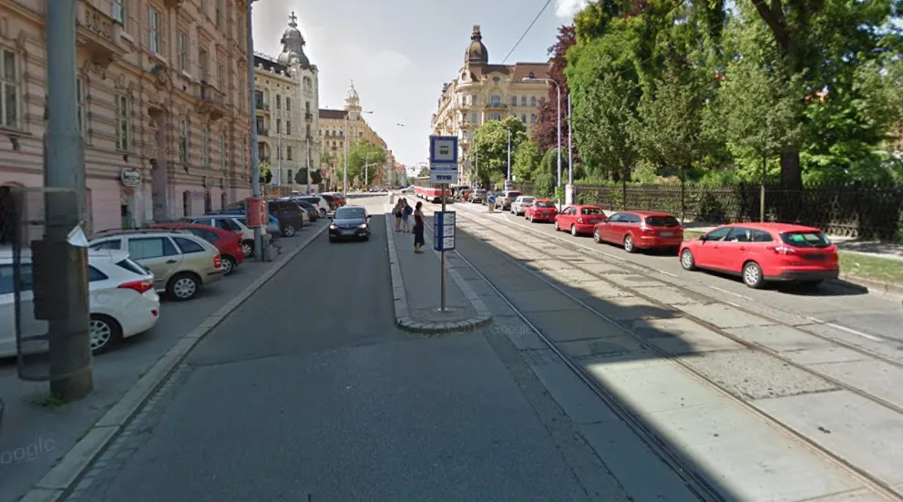 Veveří u zastávky Kounicova