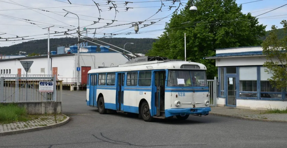 Trolejbus 9tr