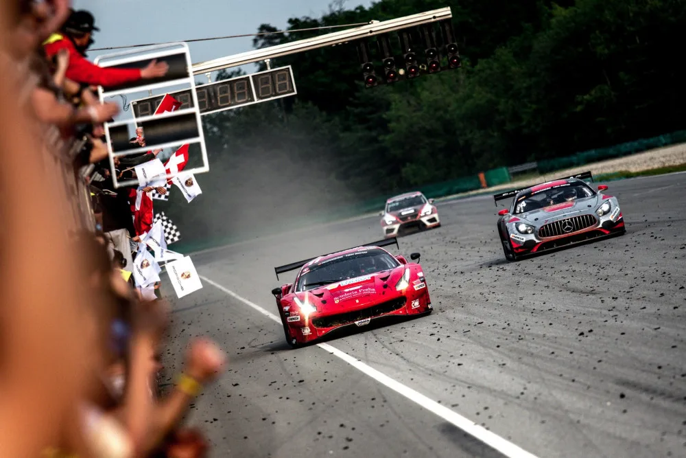 Scuderia v cíli