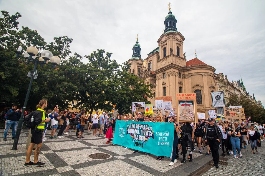 Historicky první Animal Rights Watch