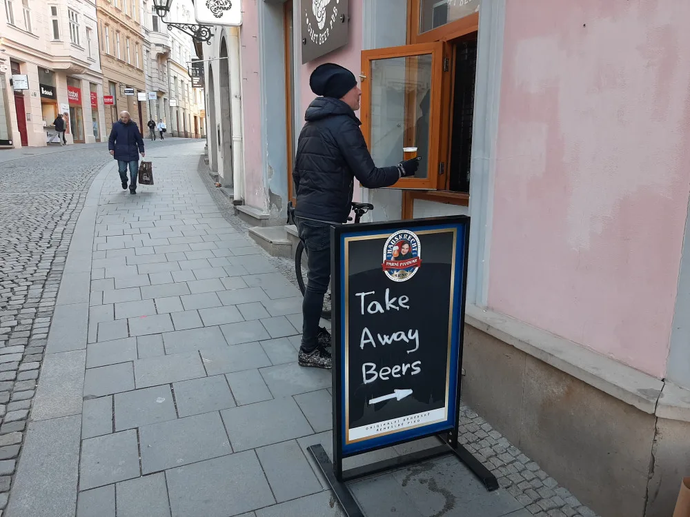 Pivnice Maltworm prodává pivo k odnosu s sebou