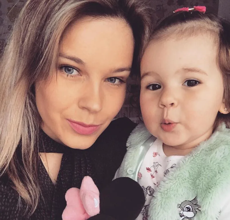Iva Dvořáková je s dcerou na rodičovské dovolené, v nemocnicích chce pomáhat aspoň o víkendu