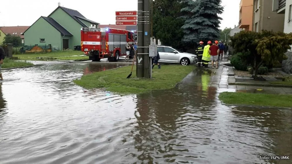 Hasiči vyjížděli už víc než čtyřicetkrát