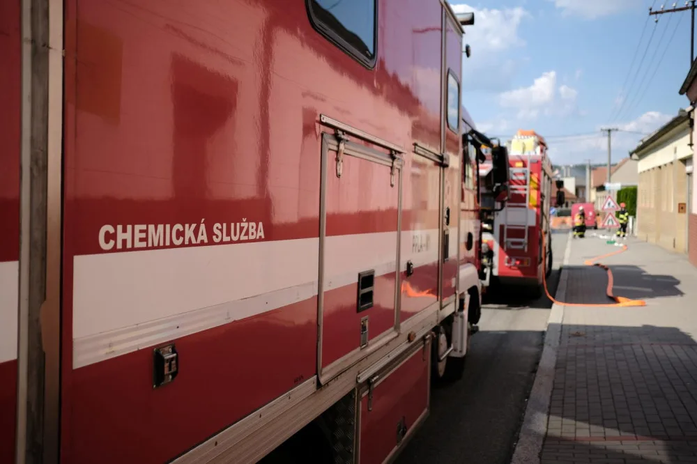 FOTO: Únik plynu uzavřel brněnskou Belcrediho ulici