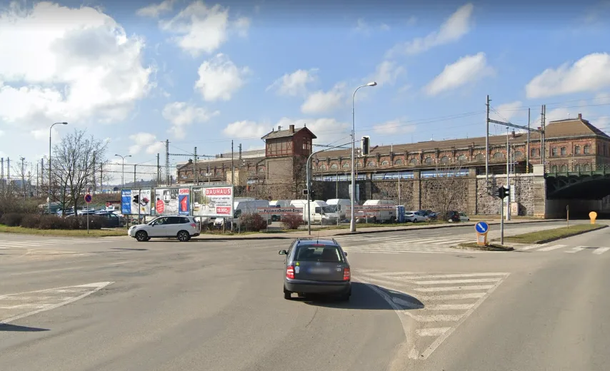 Křižovatka Úzké a Uhelné ulice v Brně
