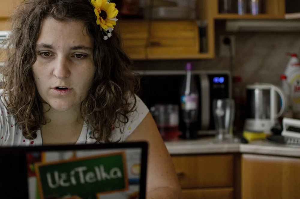 Chybí nám interakce a pozornost u studentů, reagují učitelé na on-line výuku