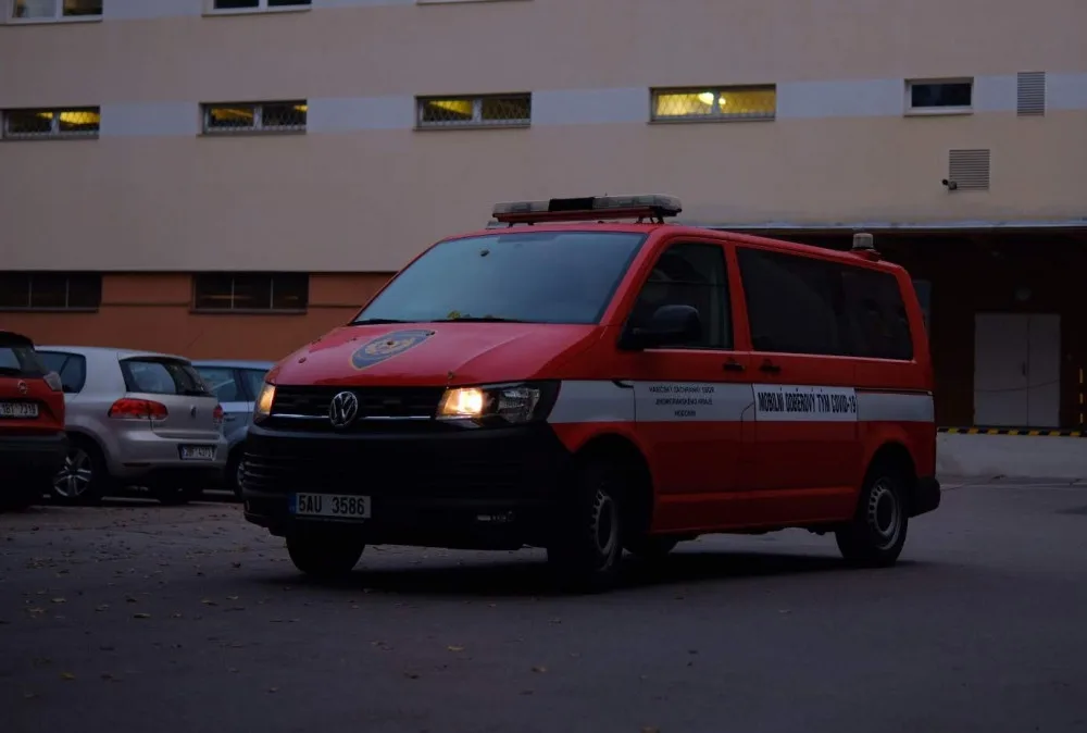 Hasiči z jižní Moravy vytvořili speciální odběrový tým, pomáhají s testováním na koronavirus