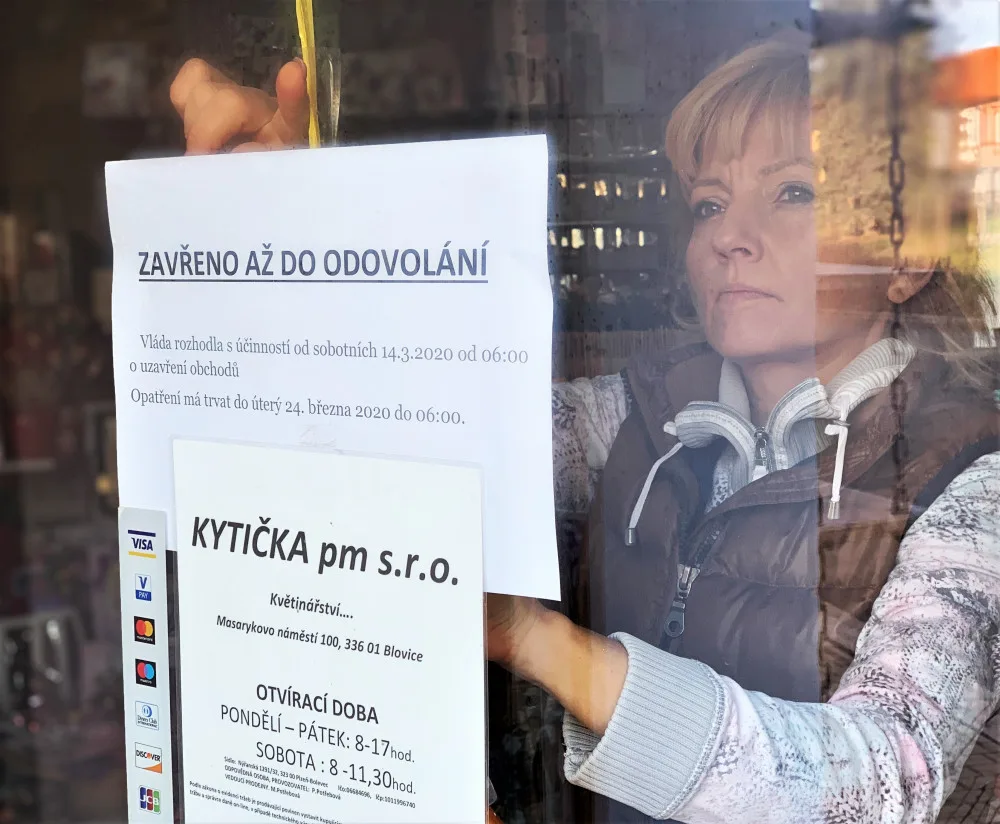 Jaká opatření budou platit od pátku? Podívejte se na kompletní přehled
