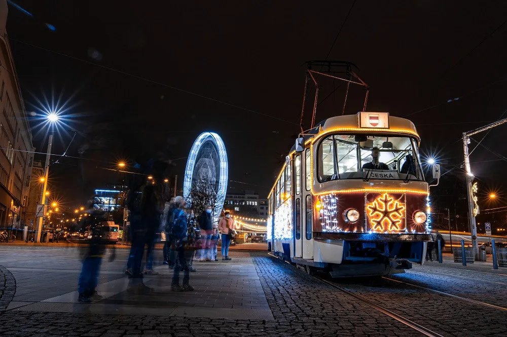 FOTOGALERIE: Z adventních trhů se vytratil ruch a tlačenice. Zůstal jen klid a vánoční atmosféra