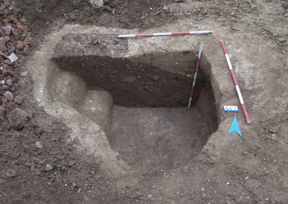 Archeologové našli v Brně poklady z 18. století i jednoduché náčiní z doby kamenné staré 6 tisíc let