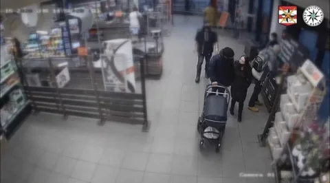 Poznáte lidi na obrázku?
